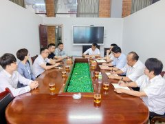 陆平调研我市青年商会及青年企业